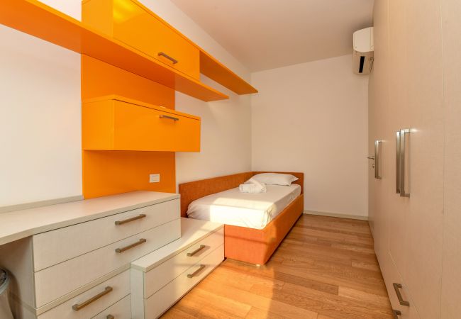 Apartment in Desenzano del Garda - 50 - OSCAR Apartment in Desenzano del Garda - 50 - OSCAR