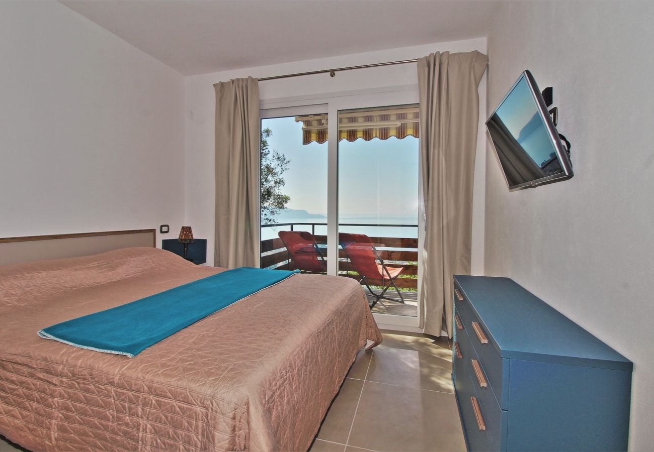 Apartment in Toscolano-Maderno - Oriolo by Garda FeWo