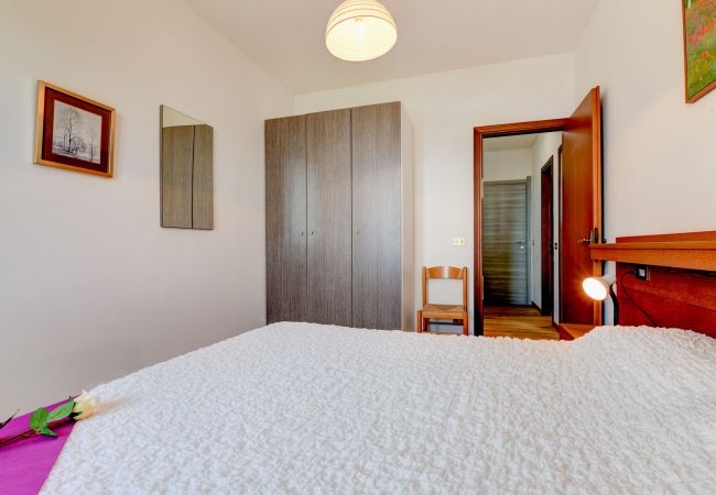 Apartment in Tignale - Piccolo Ragno 4 Typ Balcony Apartment in Tignale - Piccolo Ragno 4 Typ Balcony