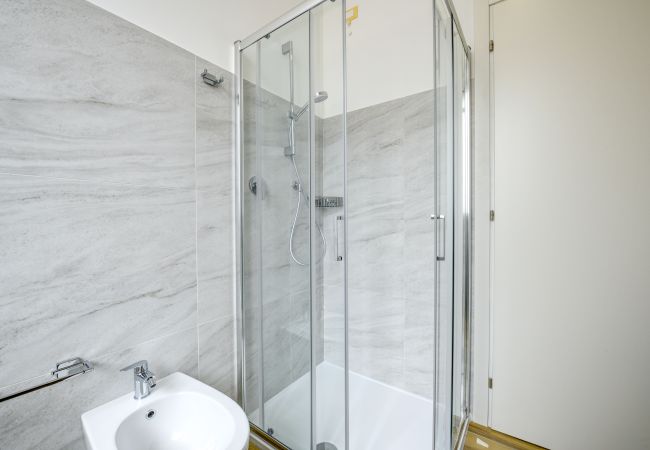 Apartment in Desenzano del Garda - 77 -  Collo lungo Giallo Apartment in Desenzano del Garda - 77 -  Collo lungo Giallo