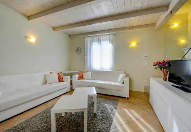 Apartment in Manerba del Garda - Casa della Romantica by Garda FeWo Apartment in Manerba del Garda - Casa della Romantica by Garda FeWo