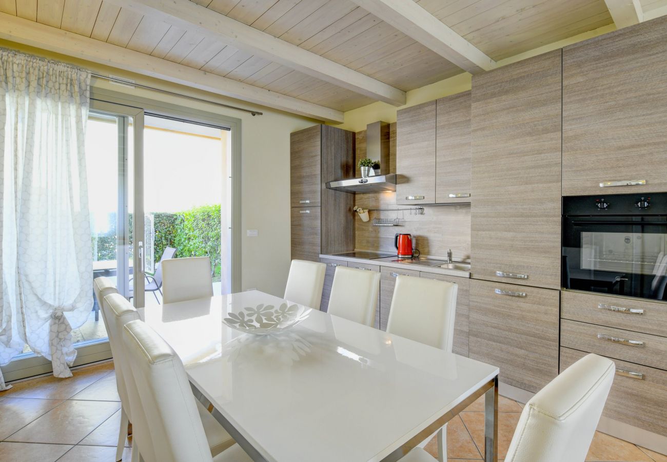 Apartment in Manerba del Garda - Casa della Romantica by Garda FeWo