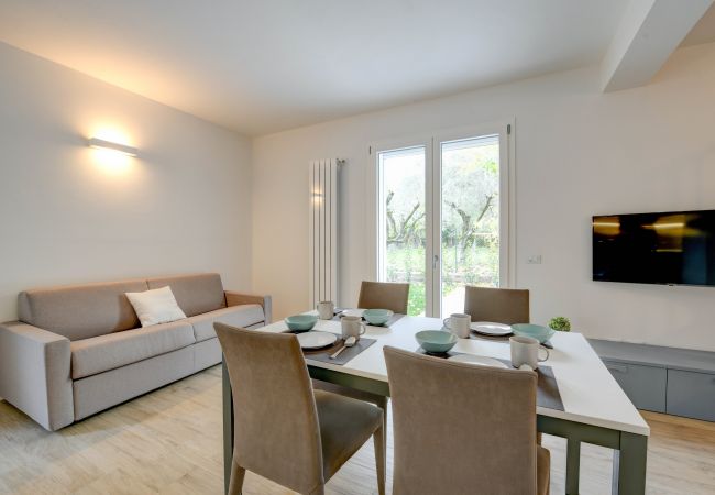 Apartment in Toscolano-Maderno - Maison Bellini 1 by Garda FeWo Apartment in Toscolano-Maderno - Maison Bellini 1 by Garda FeWo