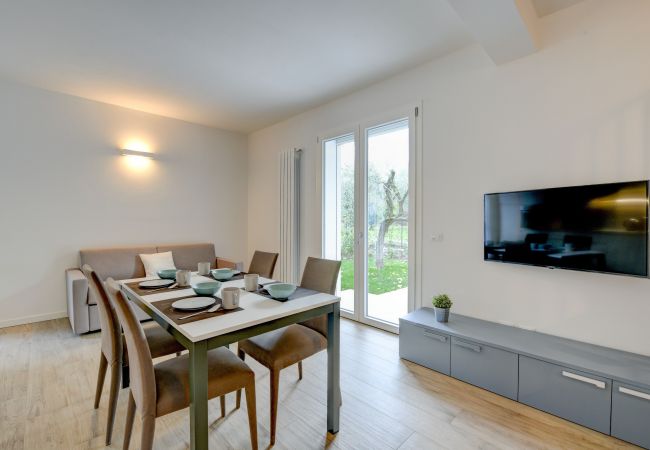 Apartment in Toscolano-Maderno - Maison Bellini 1 by Garda FeWo Apartment in Toscolano-Maderno - Maison Bellini 1 by Garda FeWo