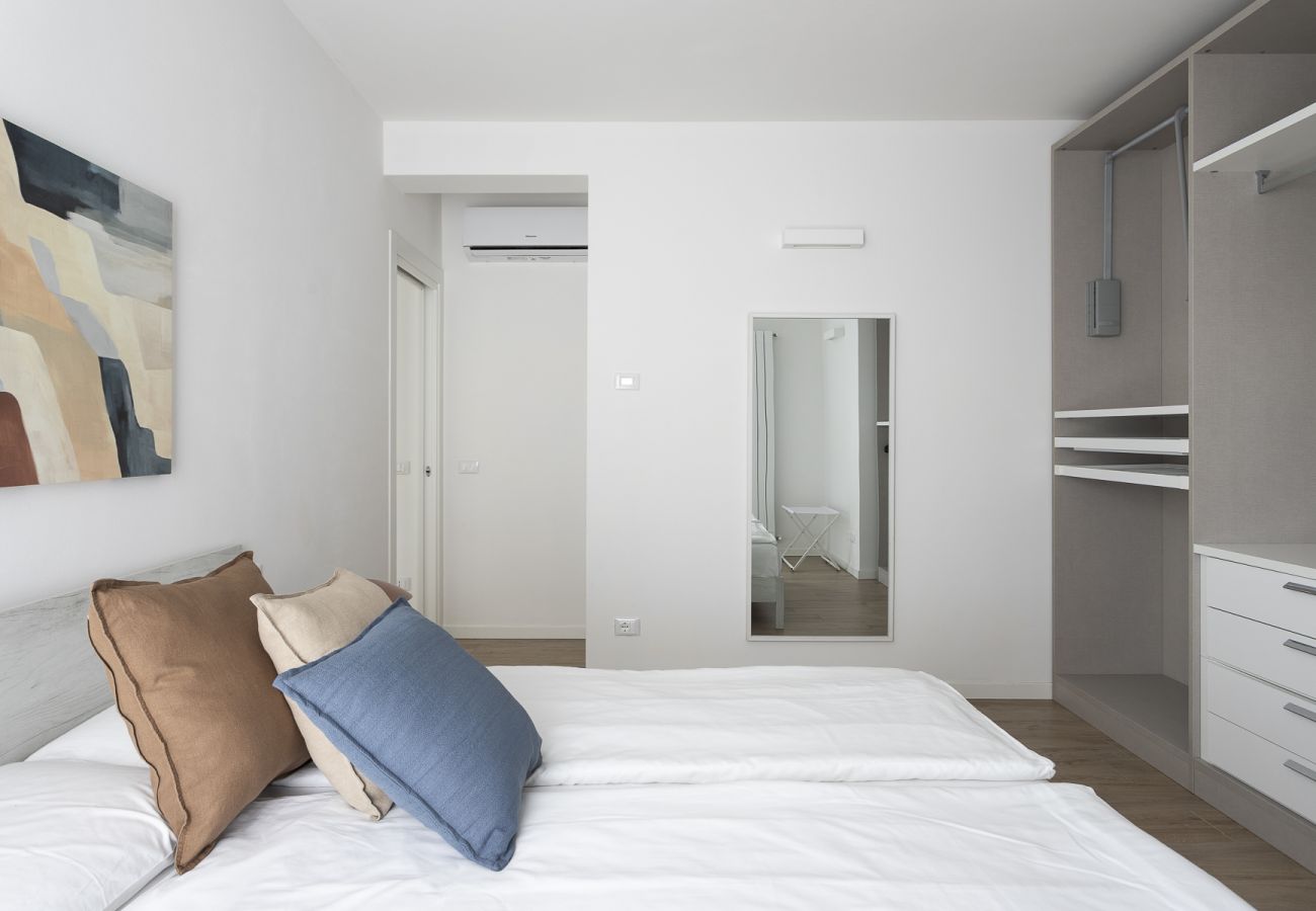 Apartment in Toscolano-Maderno - Maison Bellini 1 by Garda FeWo