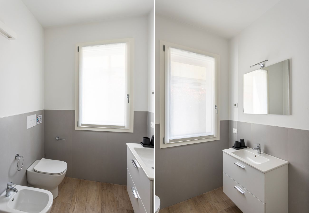 Apartment in Toscolano-Maderno - Maison Bellini 2 by Garda FeWo