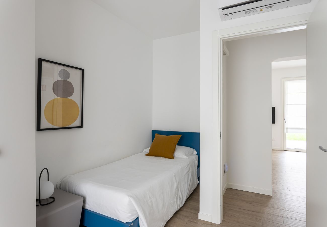 Apartment in Toscolano-Maderno - Maison Bellini 2 by Garda FeWo