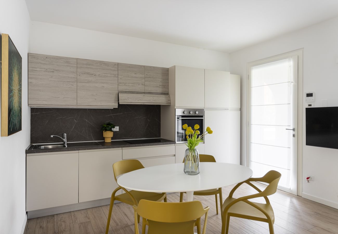 Apartment in Toscolano-Maderno - Maison Bellini 2 by Garda FeWo