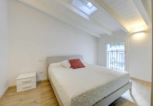 Apartment in Toscolano-Maderno - Maison Bellini 3 by Garda FeWo Apartment in Toscolano-Maderno - Maison Bellini 3 by Garda FeWo