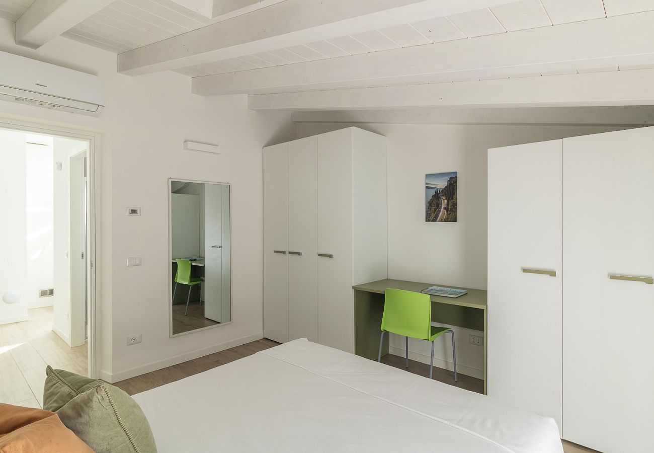 Apartment in Toscolano-Maderno - Maison Bellini 4 by Garda FeWo