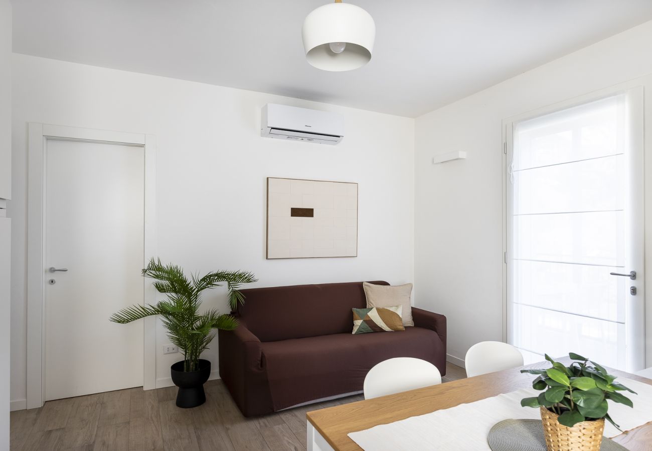 Apartment in Toscolano-Maderno - Maison Bellini 4 by Garda FeWo