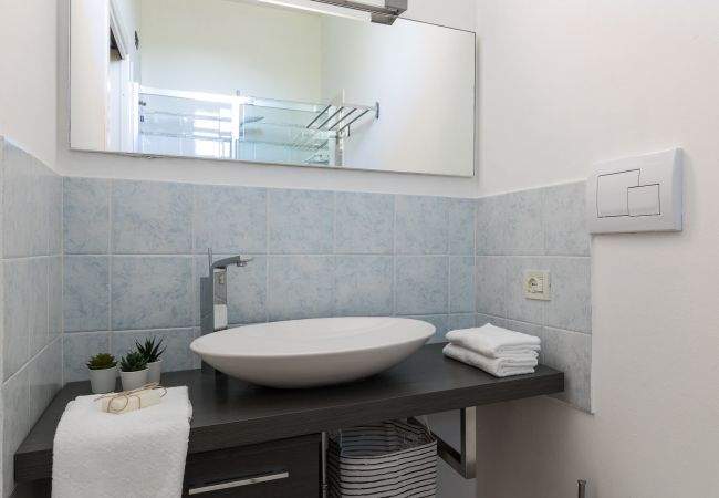 Apartment in Manerba del Garda - Il Professore Lakefront by Garda FeWo Apartment in Manerba del Garda - Il Professore Lakefront by Garda FeWo