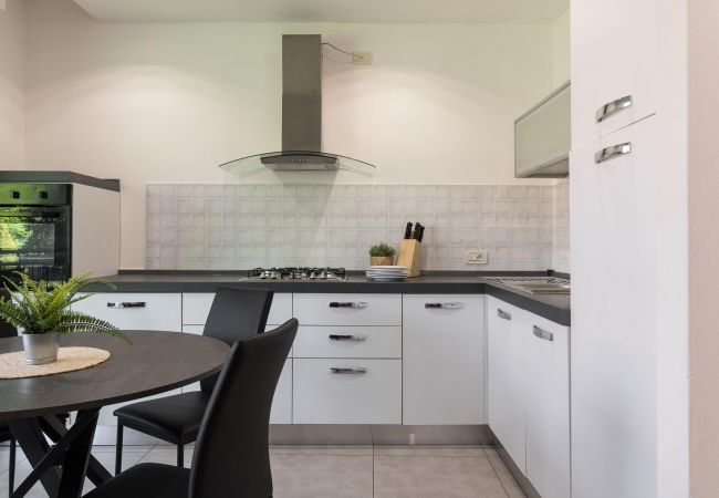 Apartment in Manerba del Garda - Il Professore Lakefront by Garda FeWo Apartment in Manerba del Garda - Il Professore Lakefront by Garda FeWo