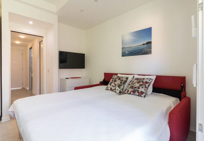 Apartment in Manerba del Garda - Il Professore Lakefront by Garda FeWo Apartment in Manerba del Garda - Il Professore Lakefront by Garda FeWo