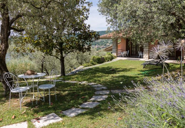 Villa in Salò - Villa Cuore by Garda FeWo