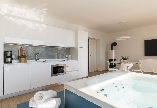 Apartment in Tignale - Orange House Relax Apartment in Tignale - Orange House Relax