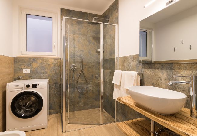 Apartment in Tignale - Orange House Relax Apartment in Tignale - Orange House Relax
