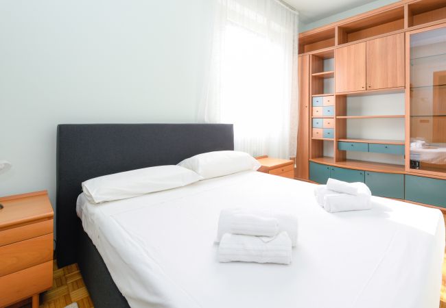 Apartment in Desenzano del Garda - 28-Desenzanoloft : CHARMING ON THE LAKE Apartment in Desenzano del Garda - 28-Desenzanoloft : CHARMING ON THE LAKE