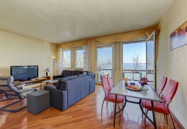 Apartment in Desenzano del Garda - 28-Desenzanoloft : CHARMING ON THE LAKE Apartment in Desenzano del Garda - 28-Desenzanoloft : CHARMING ON THE LAKE