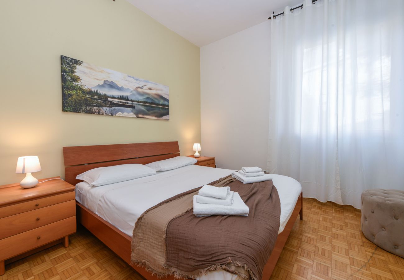 Apartment in Desenzano del Garda - 28-Desenzanoloft : CHARMING ON THE LAKE