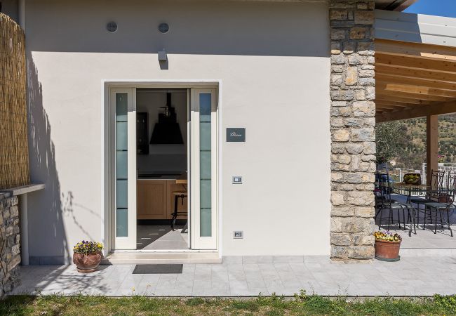 Apartment in Tignale - .Glicine by Garda FeWo Apartment in Tignale - .Glicine by Garda FeWo