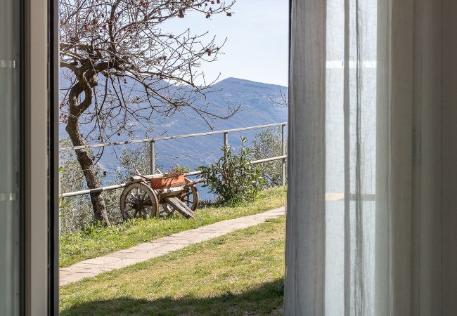 Apartment in Tignale - .Glicine by Garda FeWo Apartment in Tignale - .Glicine by Garda FeWo