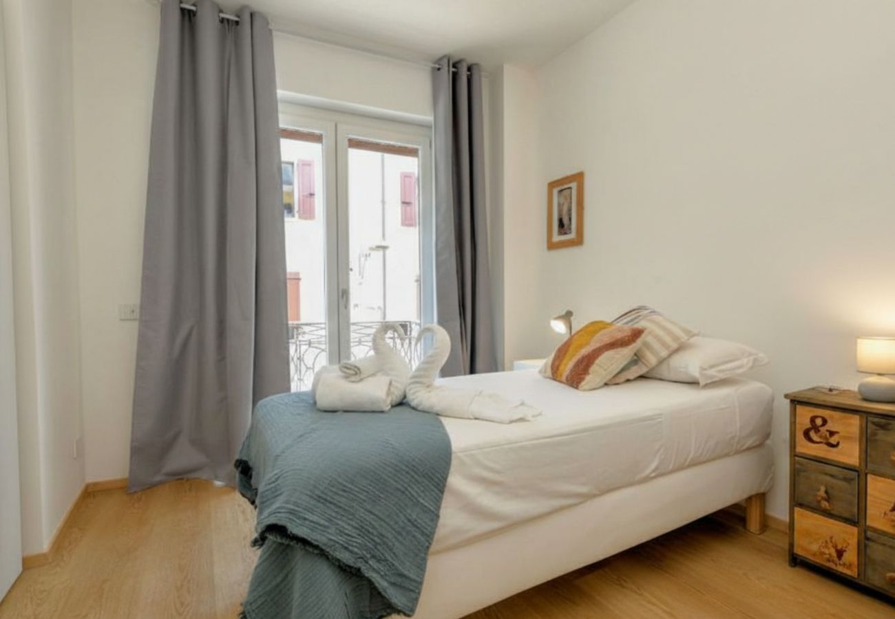 Apartment in Desenzano del Garda - 81 - The Lake Giant