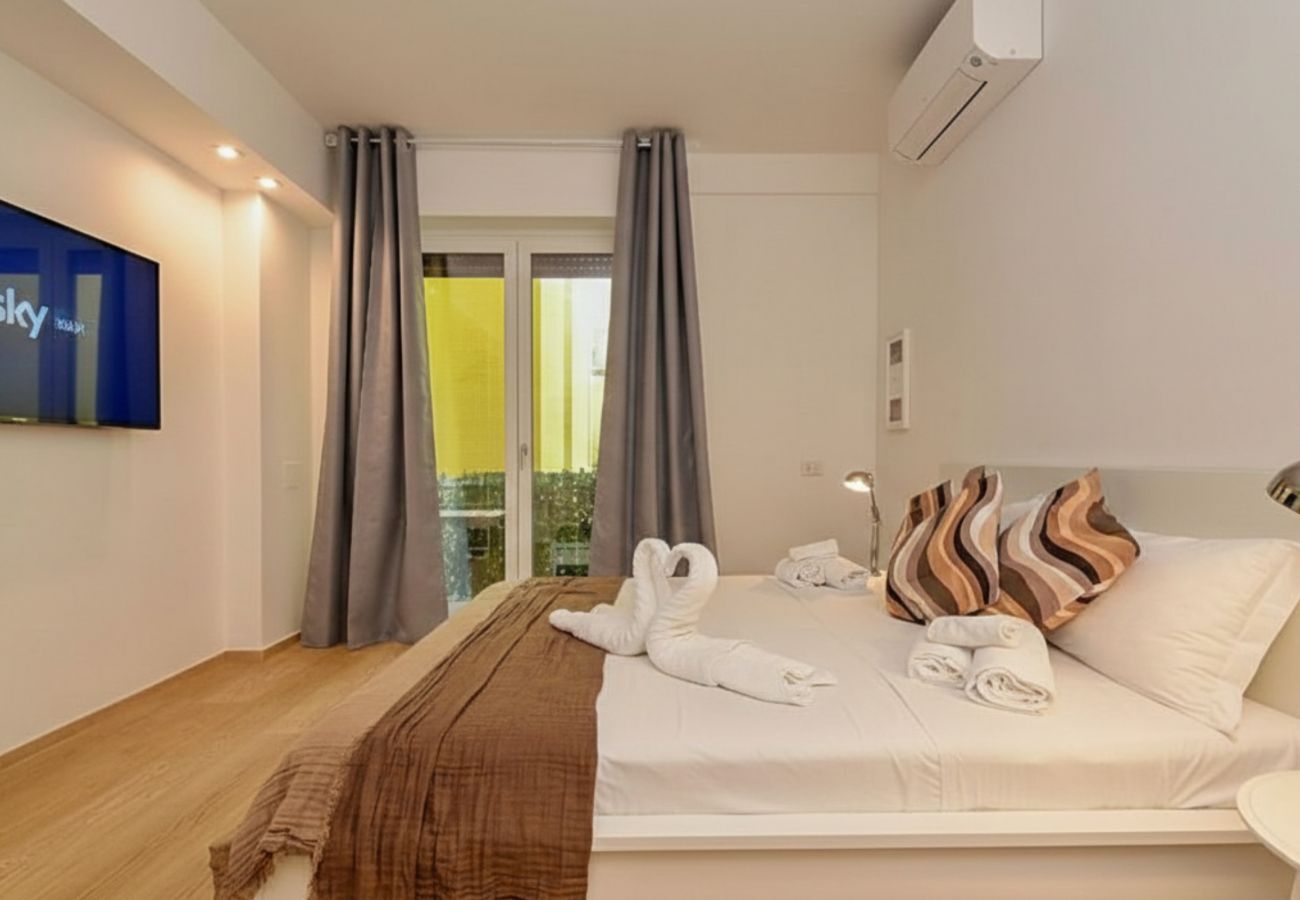 Apartment in Desenzano del Garda - 81 - The Lake Giant