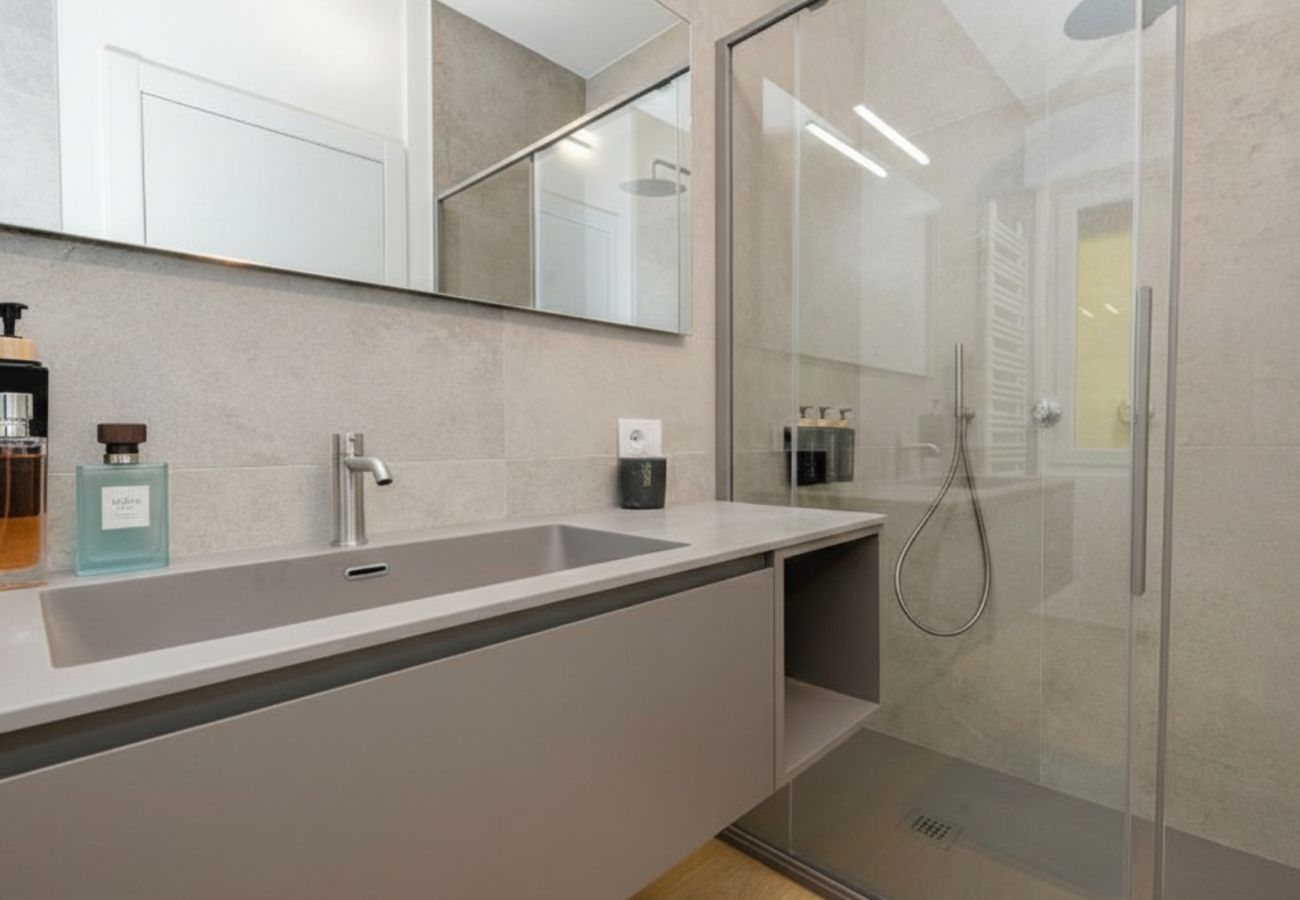 Apartment in Desenzano del Garda - 81 - The Lake Giant