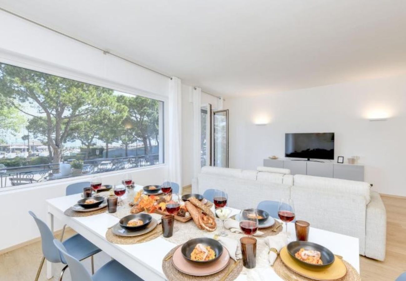 Apartment in Desenzano del Garda - 81 - The Lake Giant