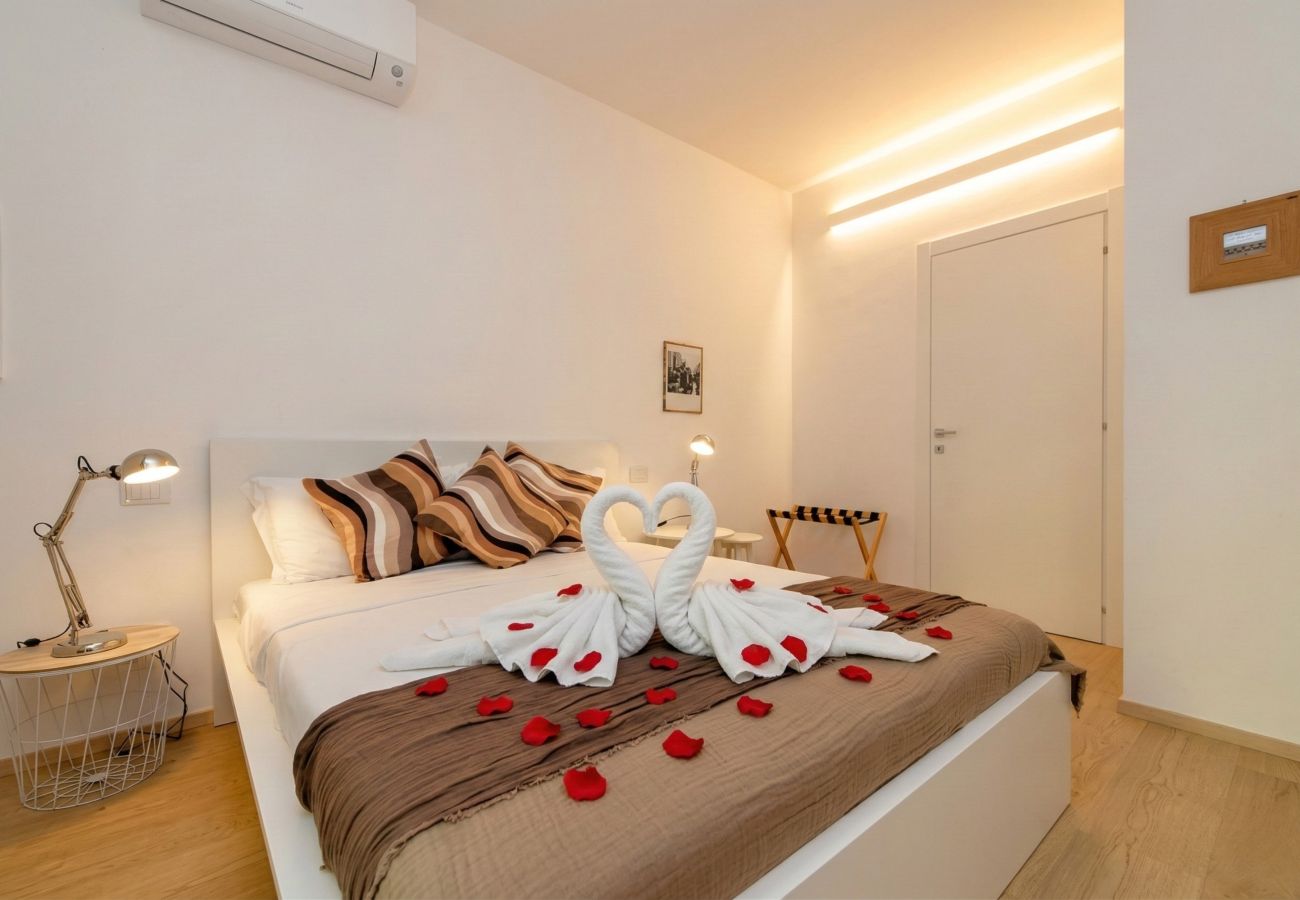 Apartment in Desenzano del Garda - 81 - The Lake Giant