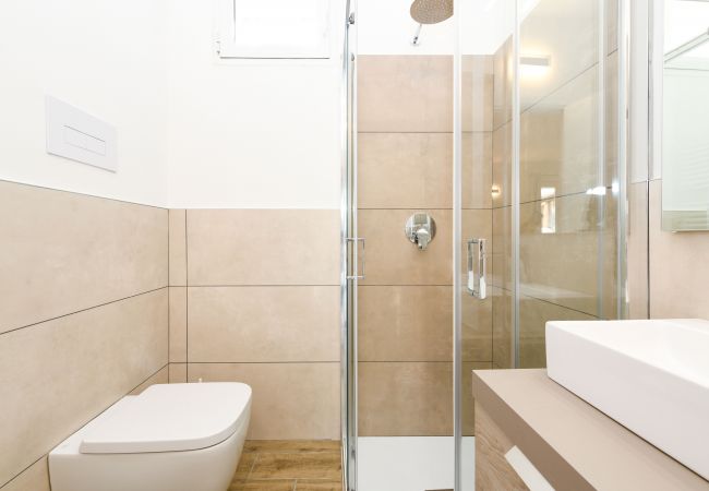 Apartment in Toscolano-Maderno - Tre passi dal lago 2 by Garda FeWo Apartment in Toscolano-Maderno - Tre passi dal lago 2 by Garda FeWo