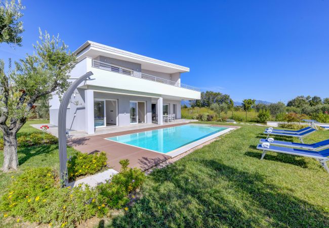 Villa/Dettached house in Moniga del Garda - Villa Easy Life by Garda FeWo