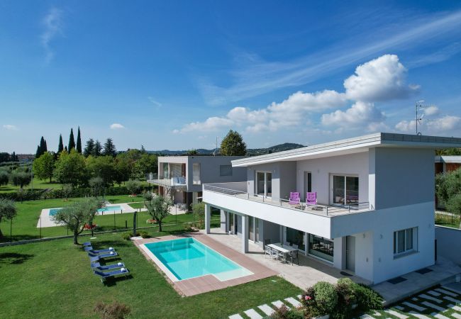 Villa in Moniga del Garda - Villa Easy Life by Garda FeWo