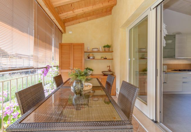 Apartment in Manerba del Garda - Casa Verde