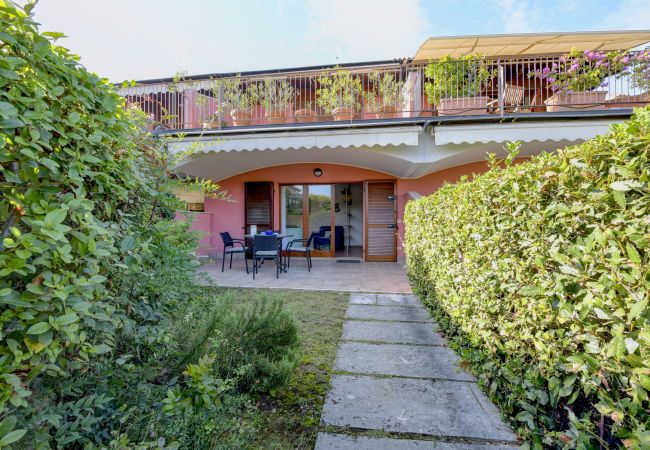 Apartment in Manerba del Garda - Aqua