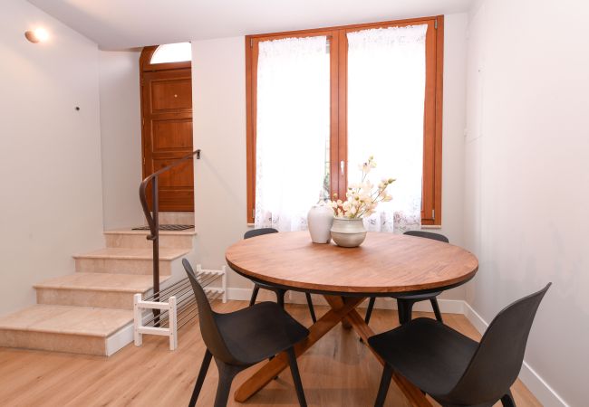 Apartment in Salò - Appartamento Alfredo by Garda FeWo Apartment in Salò - Appartamento Alfredo by Garda FeWo