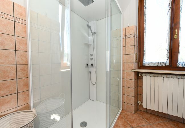 Apartment in Salò - La Vela Deluxe by Garda FeWo Apartment in Salò - La Vela Deluxe by Garda FeWo