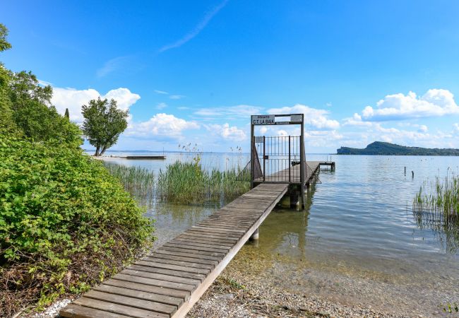 Apartment in San Felice del Benaco - La Baia by Garda FeWo Apartment in San Felice del Benaco - La Baia by Garda FeWo