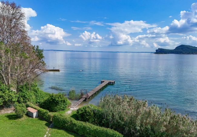 Apartment in San Felice del Benaco - La Baia by Garda FeWo Apartment in San Felice del Benaco - La Baia by Garda FeWo