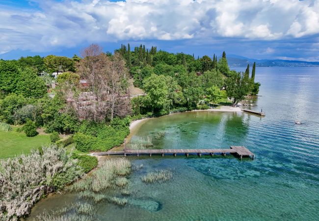 Apartment in San Felice del Benaco - La Baia by Garda FeWo Apartment in San Felice del Benaco - La Baia by Garda FeWo