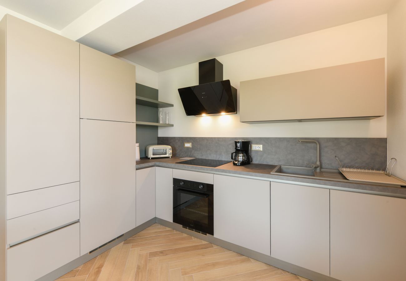 Terraced House in Manerba del Garda - Gardaliva 6 by the  The lake