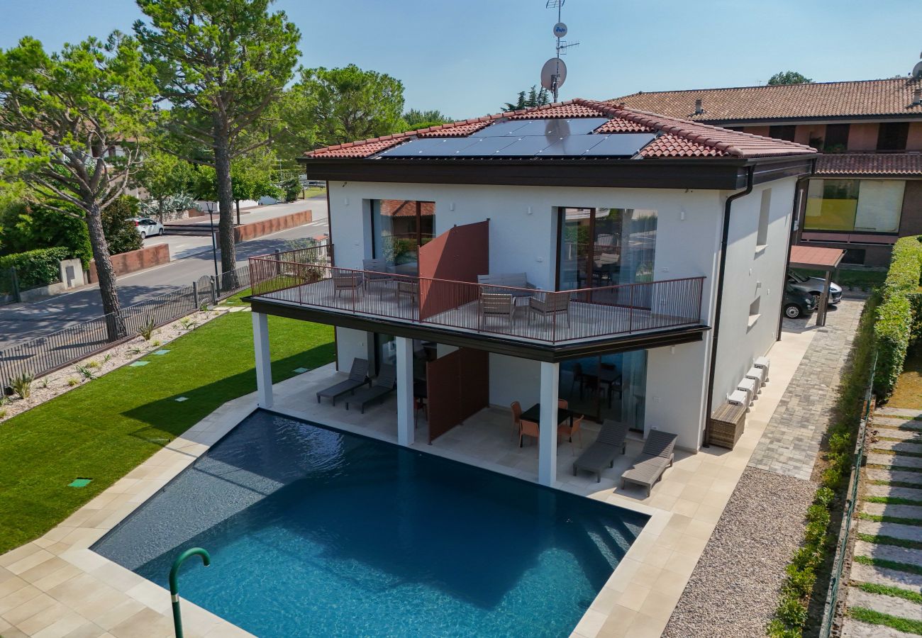Terraced House in Manerba del Garda - Gardaliva 6 by the  The lake