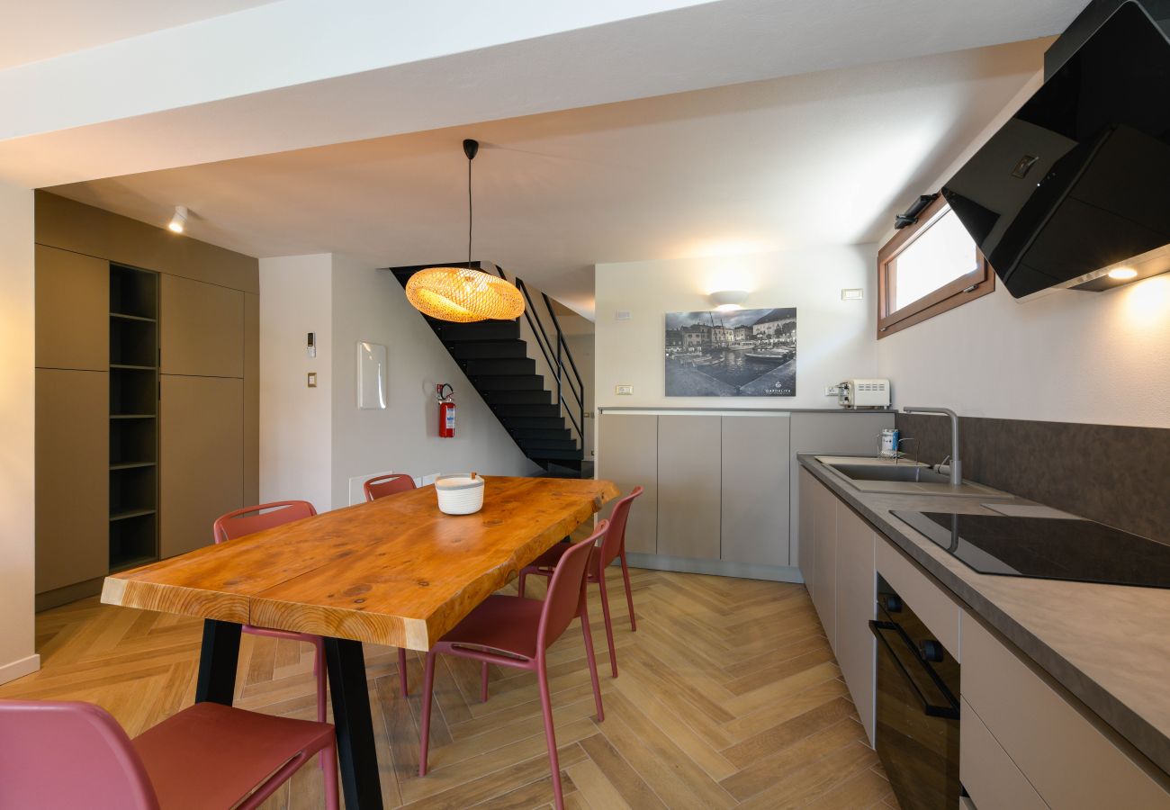 Terraced House in Manerba del Garda - Gardaliva 7 by the Lake