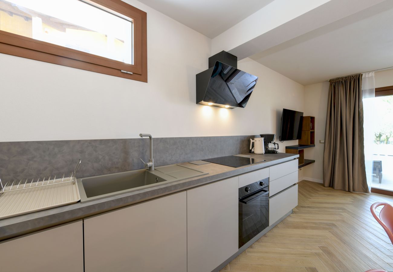 Terraced House in Manerba del Garda - Gardaliva 7 by the Lake