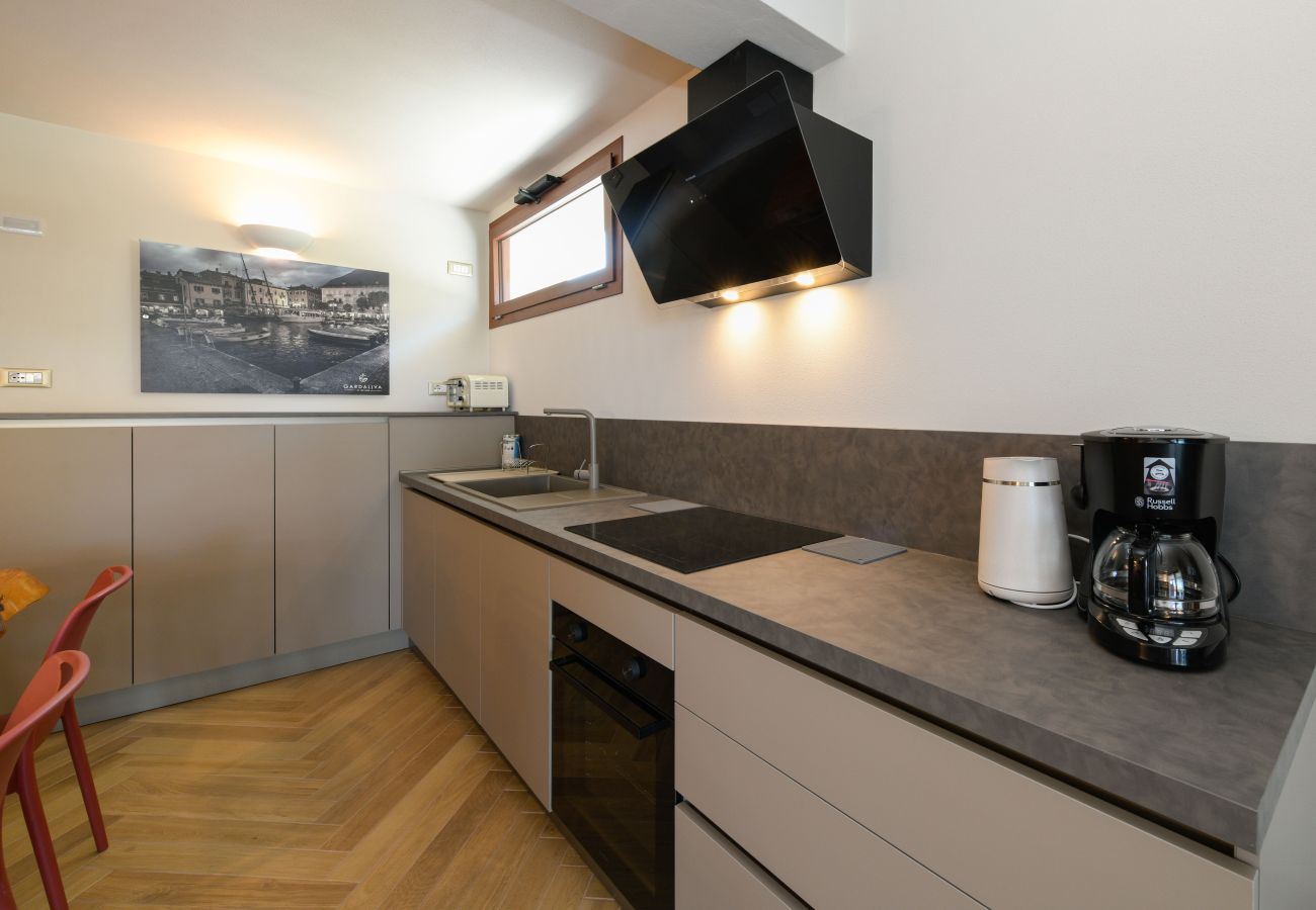 Terraced House in Manerba del Garda - Gardaliva 7 by the Lake