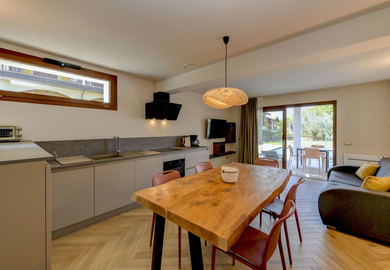 Terraced House in Manerba del Garda - Gardaliva 7 by the Lake