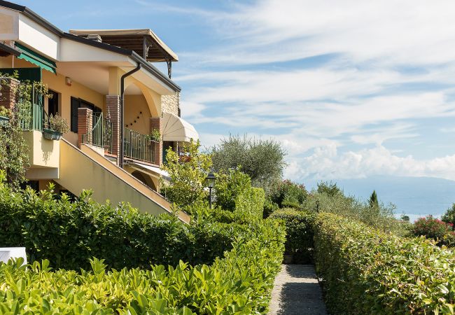 Apartment in Polpenazze del Garda - Appartamento Amore Apartment in Polpenazze del Garda - Appartamento Amore