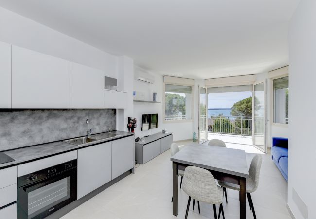 Apartment in Manerba del Garda - Villa Edelweiss 3 Apartment in Manerba del Garda - Villa Edelweiss 3