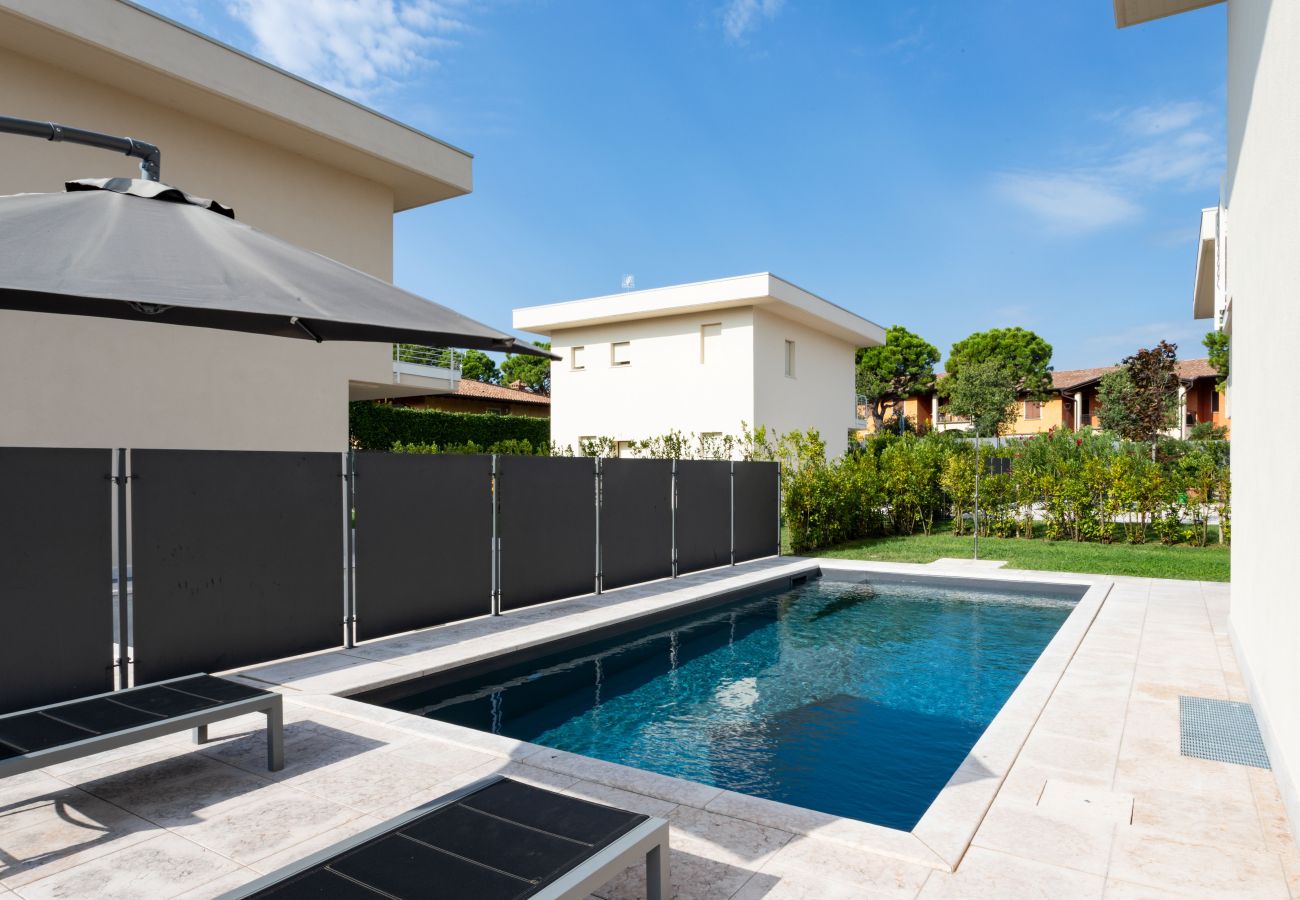 Villa in Manerba del Garda - Villa Fortuna al Lago by Garda FeWo